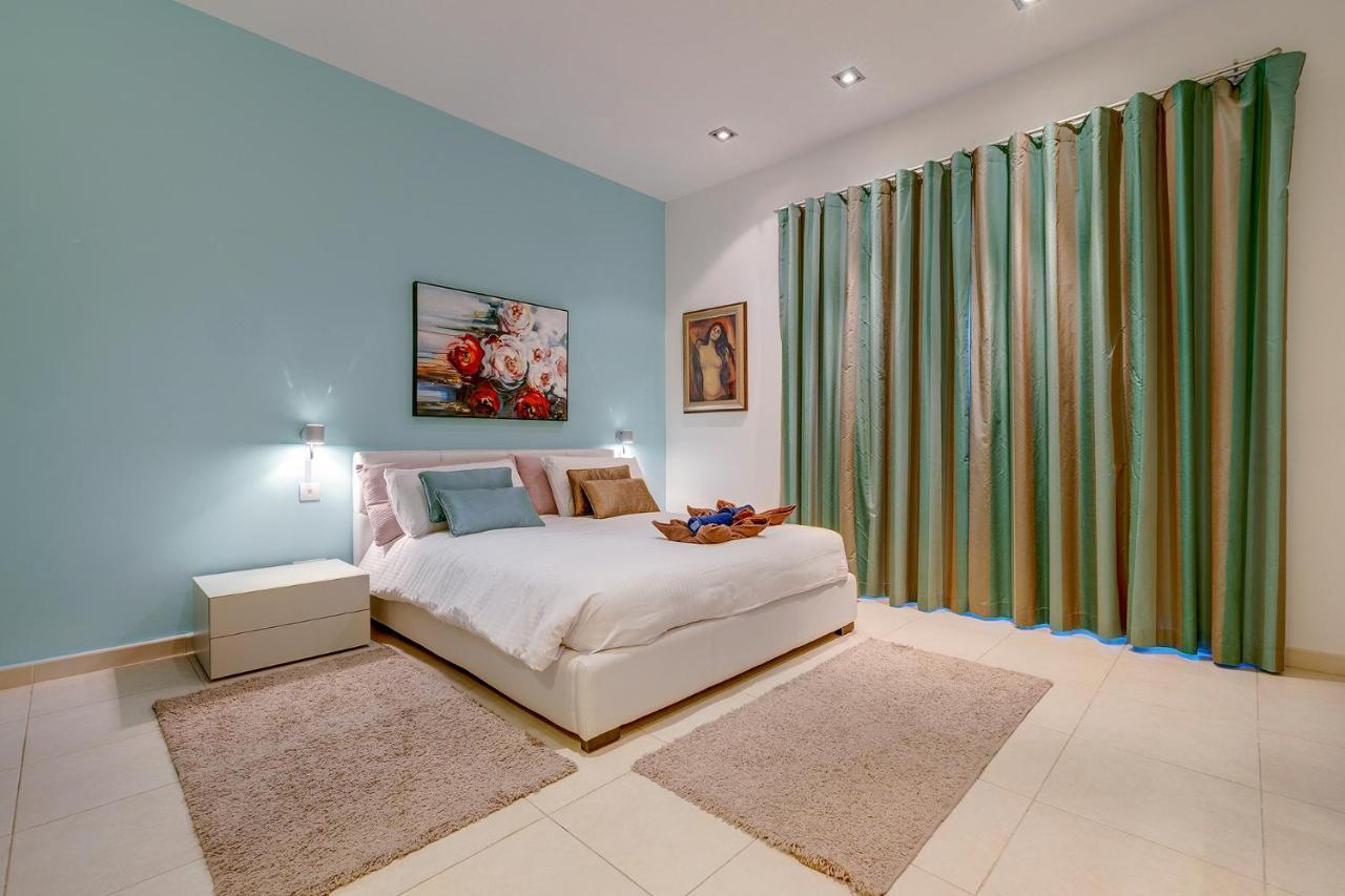 Seaside Oasis Your Own Private Getaway In St Julians سانت جوليان المظهر الخارجي الصورة