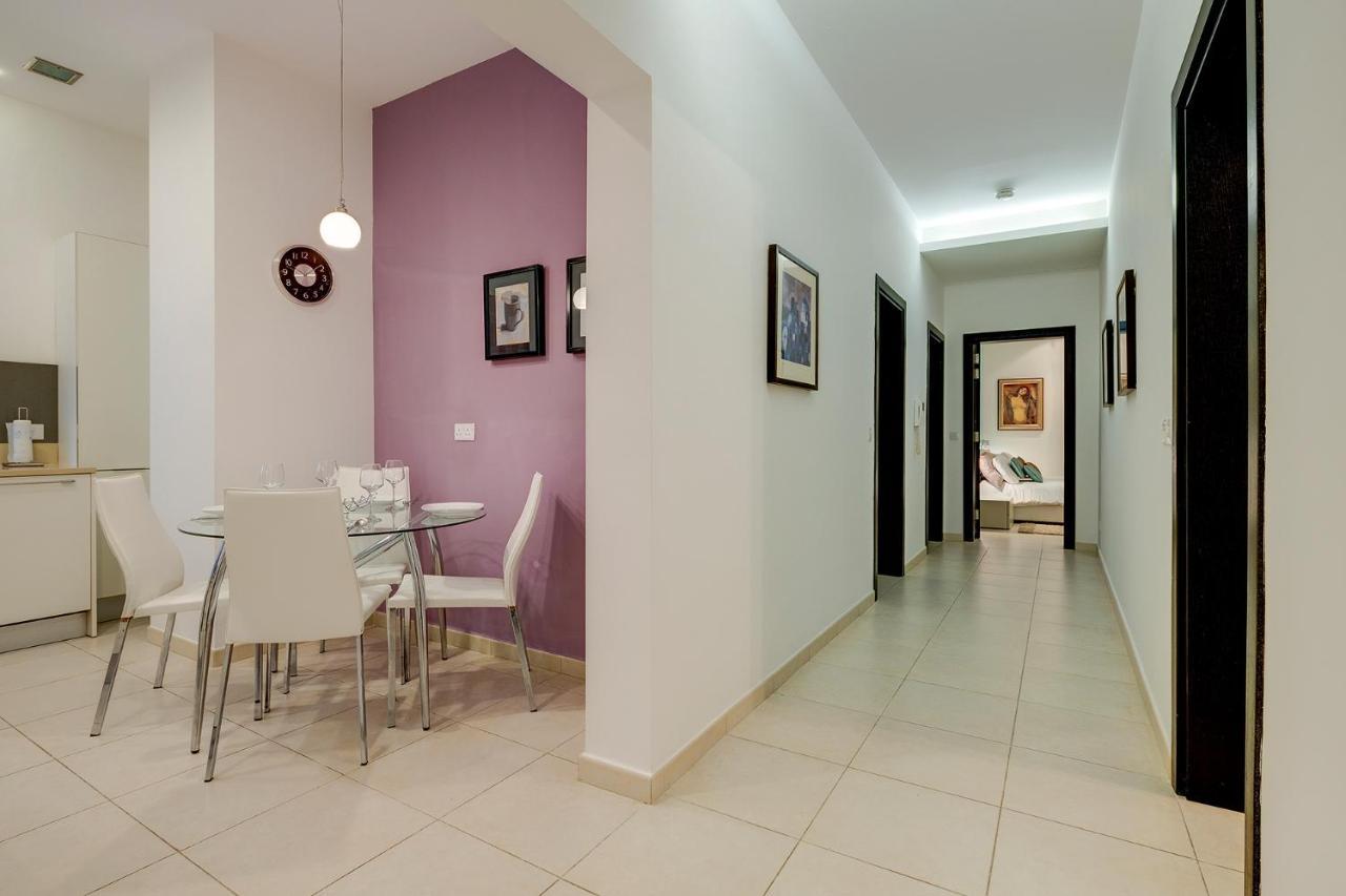 Seaside Oasis Your Own Private Getaway In St Julians سانت جوليان المظهر الخارجي الصورة